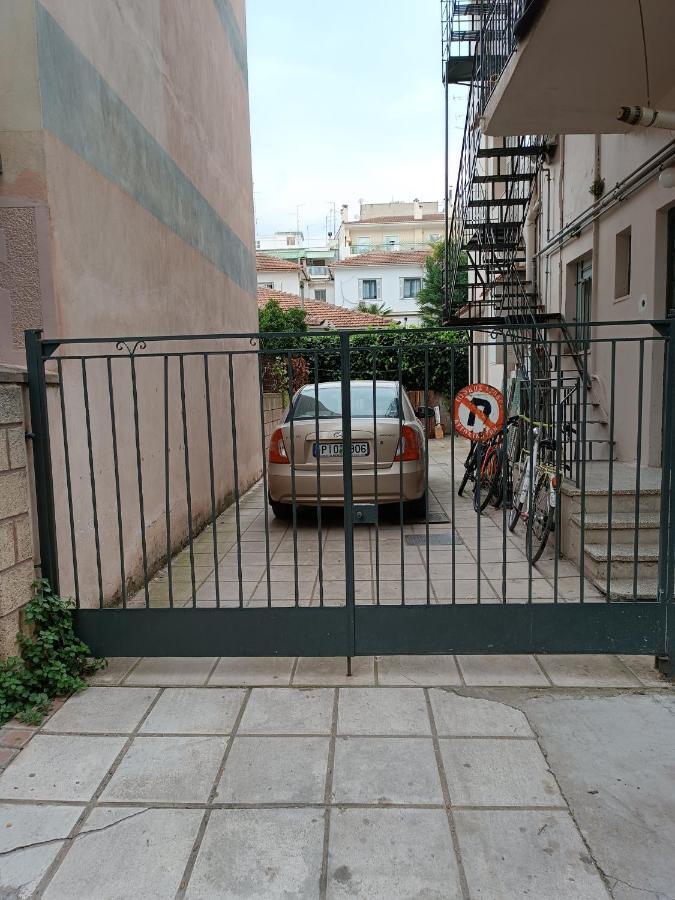 Κεντρικό Ευρύχωρο Στούντιο Με Parking Διαμέρισμα Λάρισα Εξωτερικό φωτογραφία